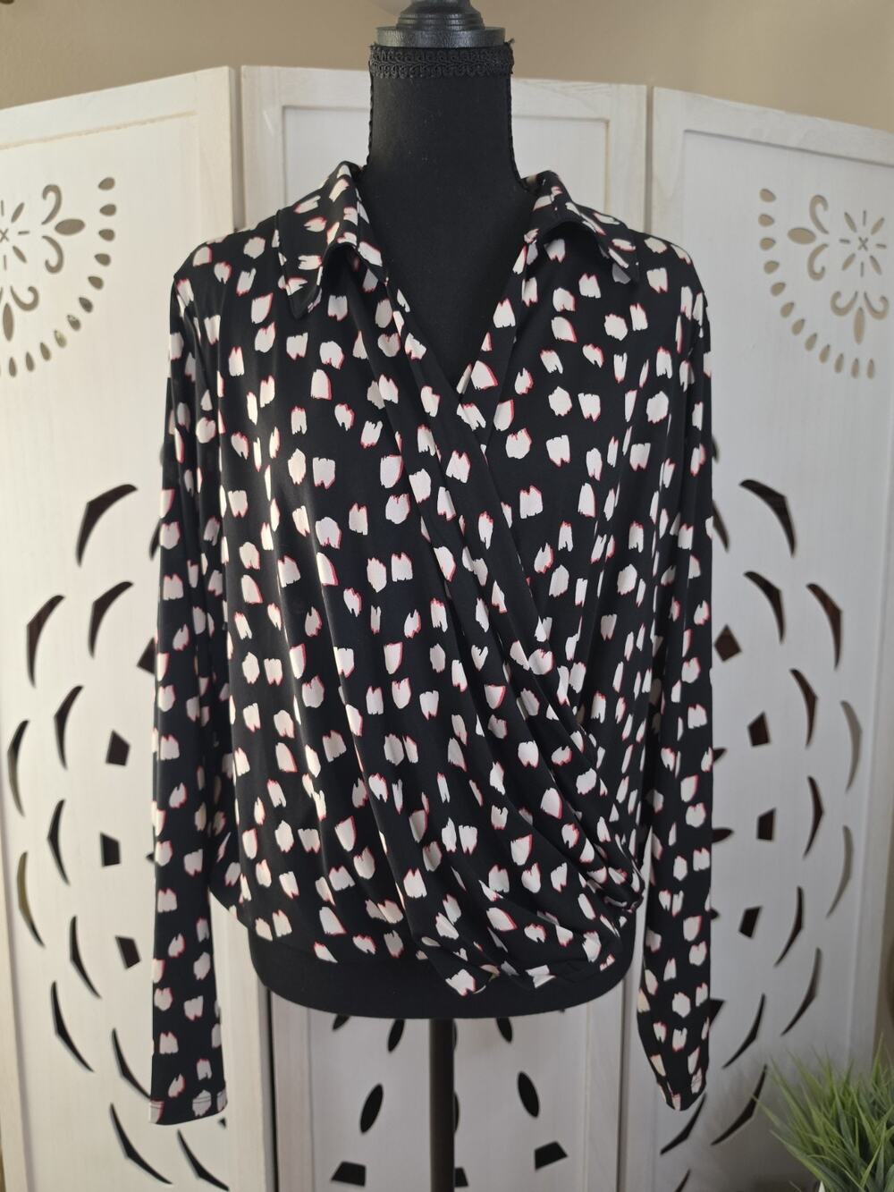 NWT Lane Bryant Wrap Blouse Black And White Size 18/20